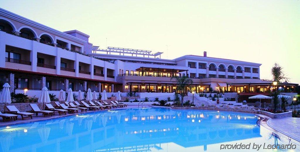 Renaissance Hanioti Resort Exteriör bild